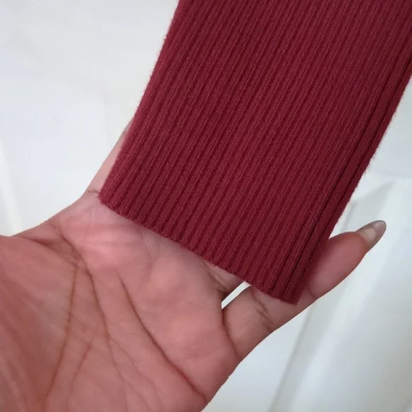 Abercrombie and Fitch XL burgundy scooped neck corset style slim ribbed sweater - Picture 4 of 6